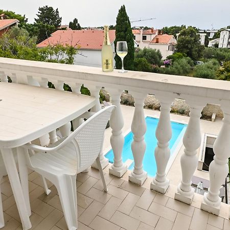 Seagull Pool Apartments & Studios 诺瓦利娅 外观 照片