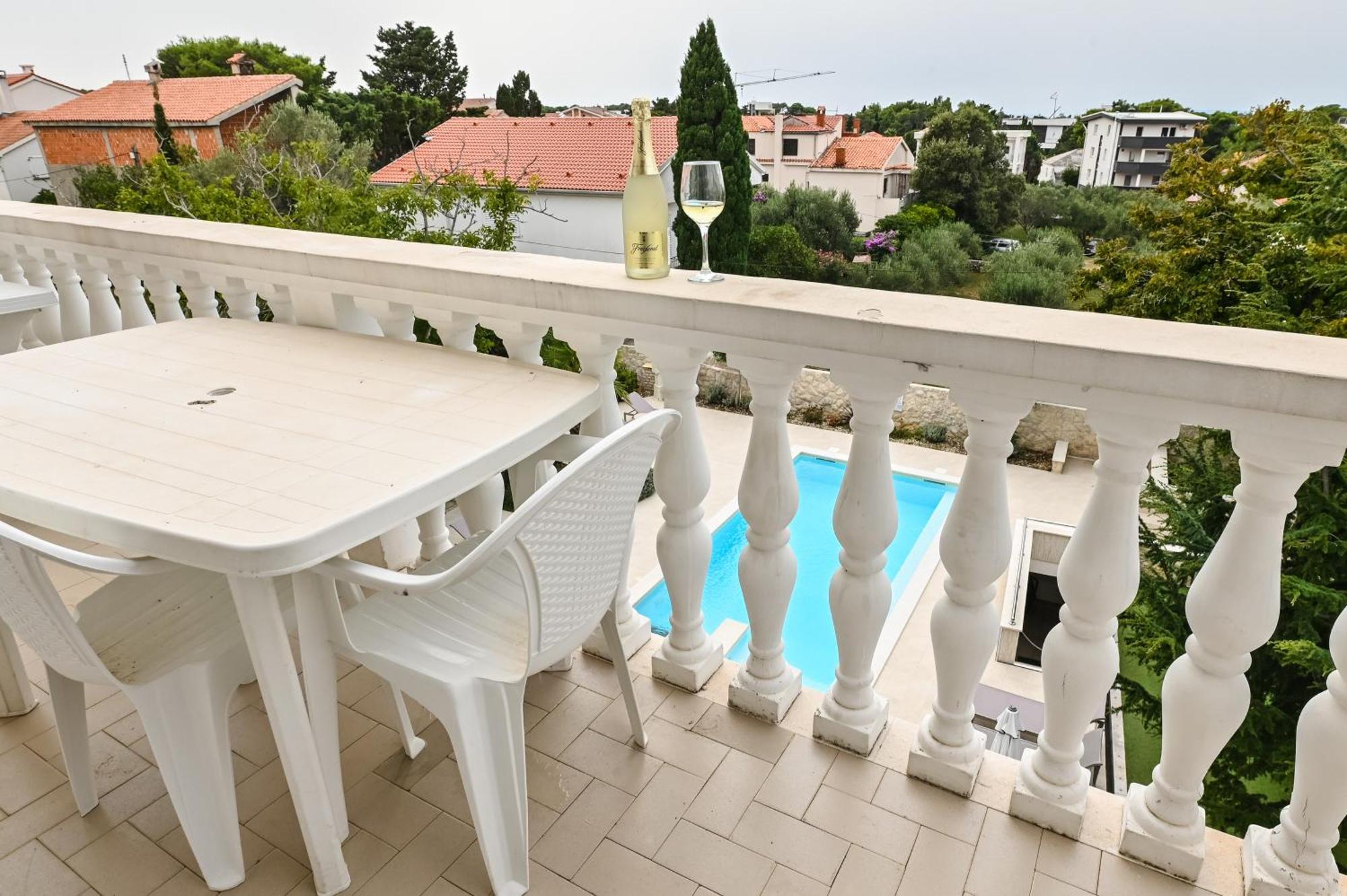 Seagull Pool Apartments & Studios 诺瓦利娅 外观 照片